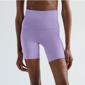 Aritzia TnaLIFE Cheeky Hi-Rise 7" Short